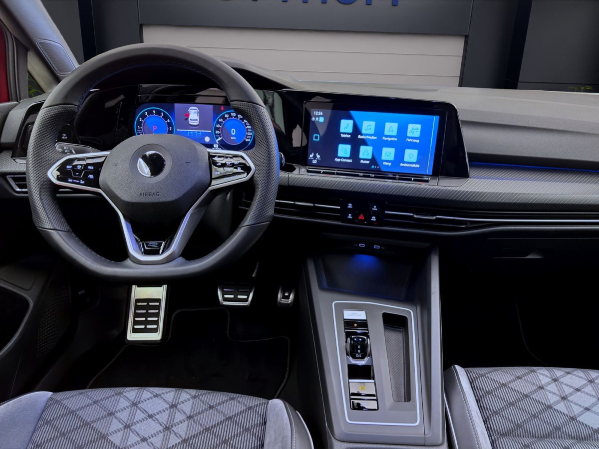 Thumb 13: Volkswagen Golf 1.5 eTSI DSG R-LINE NAVI SITZHZG PDC LED
