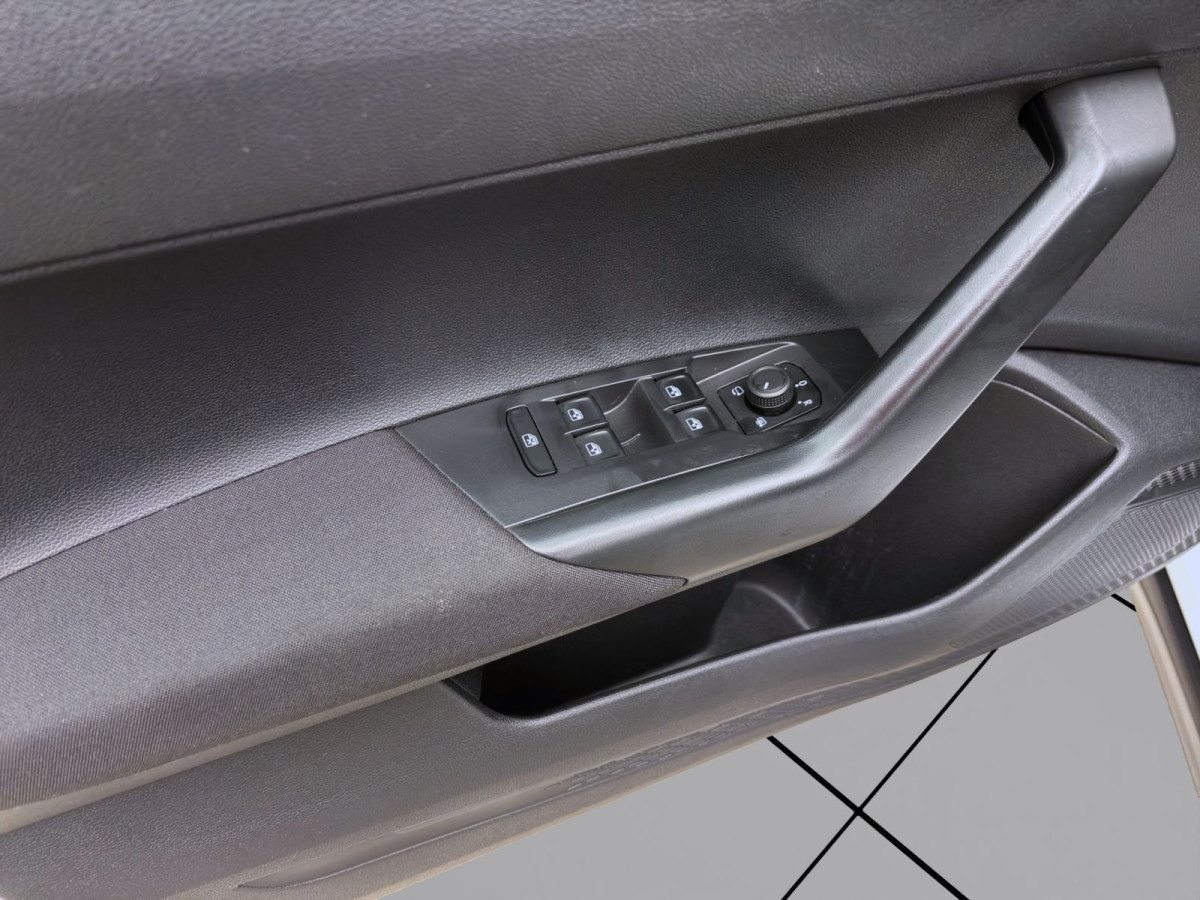 Thumb 10: Volkswagen Taigo 1.0 TSI LIFE PDC KAMERA KLIMA SHZG