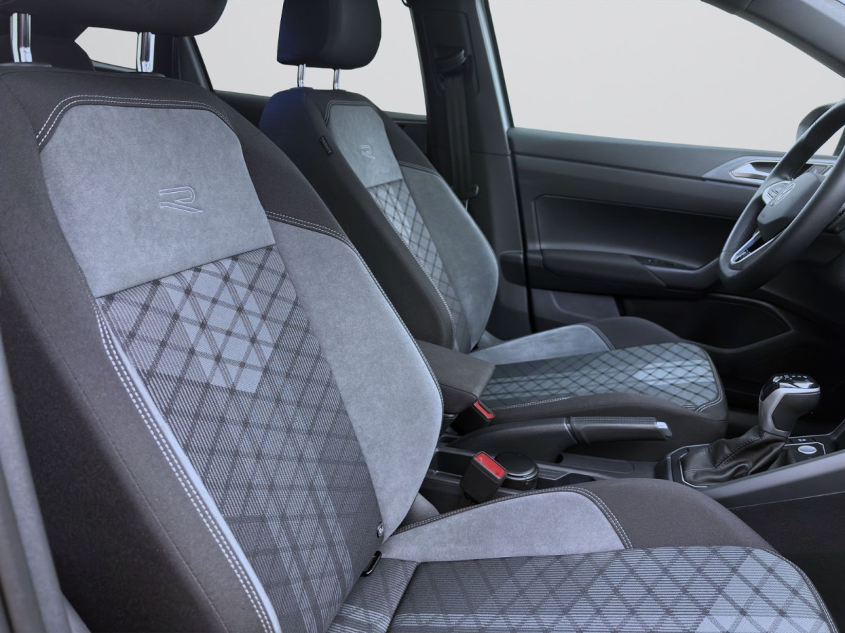 Thumb 16: Volkswagen Taigo 1.5 TSI DSG R-LINE PANO AHK IQ.LIGHT NAVI