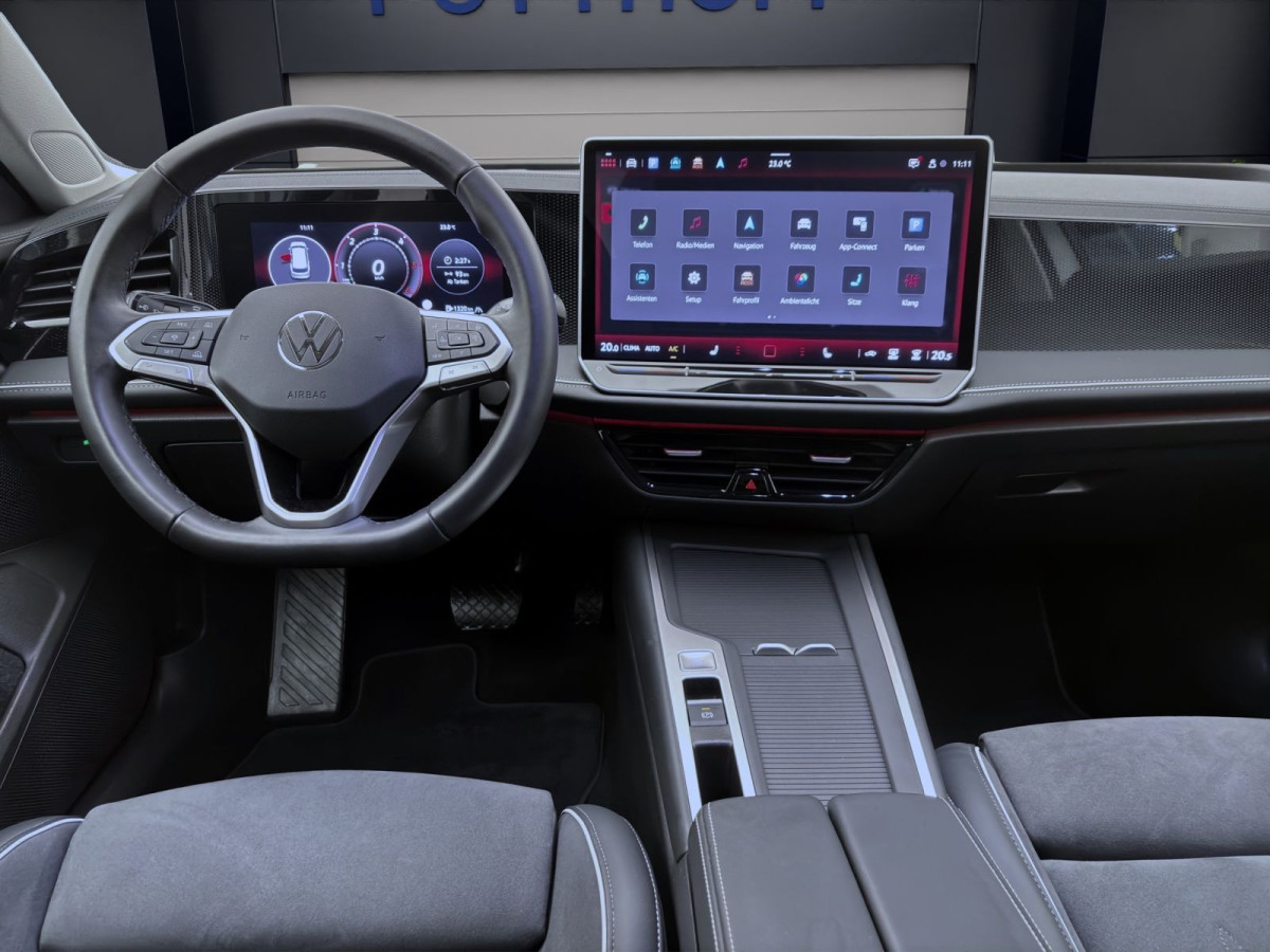 Thumb 13: Volkswagen Passat Variant 2.0 TDI DSG BUSINESS NAVI AHK HuD SHZG