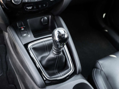 Ansicht 16 - Gebrauchtwagen Fahrzeug, Modell Qashqai der Marke Nissan von Verkäufer Moll Automobile GmbH & Co KG