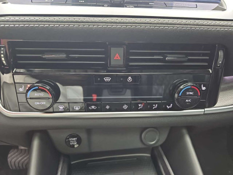 Ansicht 13 - Gebrauchtwagen Fahrzeug, Modell Qashqai der Marke Nissan von Verkäufer AH Brüggemann GmbH & Co. KG
