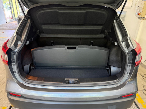 Ansicht 12 - Gebrauchtwagen Fahrzeug, Modell Qashqai der Marke Nissan von Verkäufer Autohaus Wegener Berlin GmbH - Filiale Spandau