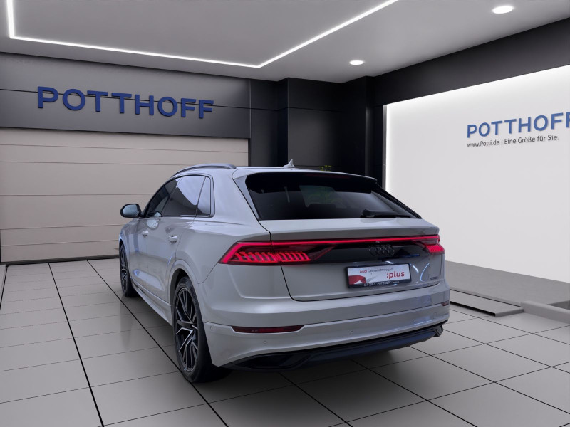 Bild 2: Audi Q8 50 TDI Q S LINE STDHZG PANO AHK HD-MATRIX B&O