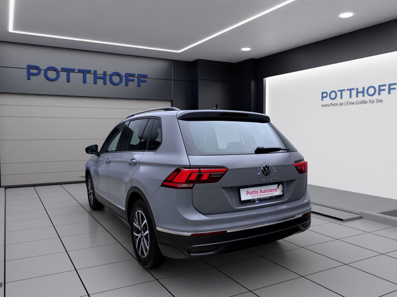 Bild 2: Volkswagen Tiguan 2.0 TDI DSG LIFE AHK MATRIX NAVI SITZHZG