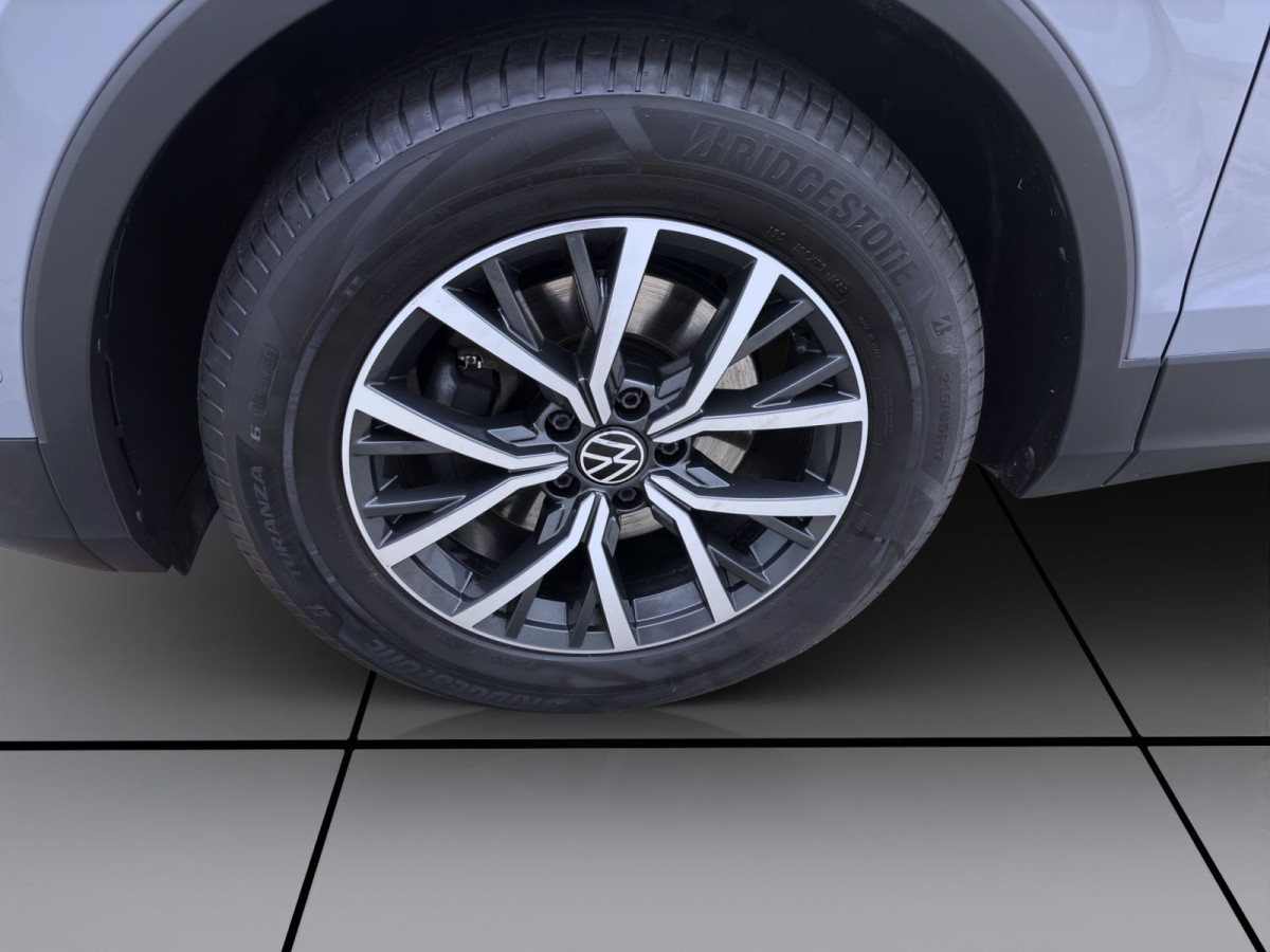 Thumb 8: Volkswagen Tiguan 2.0 TDI DSG LIFE AHK MATRIX NAVI SITZHZG