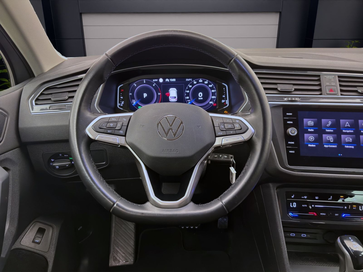 Thumb 11: Volkswagen Tiguan 2.0 TDI DSG LIFE AHK MATRIX NAVI SITZHZG