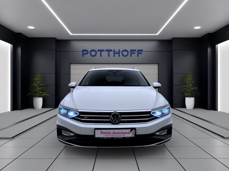 Bild 7: Volkswagen Passat Variant 2.0 TDI DSG 4M R-LINE STDHZG PANO AHK IQ.LIGHT