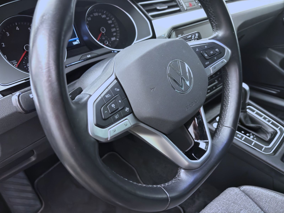 Thumb 17: Volkswagen Passat Variant 1.5 TSI DSG BUSINESS AHK NAVI PDC LED SITZHZG