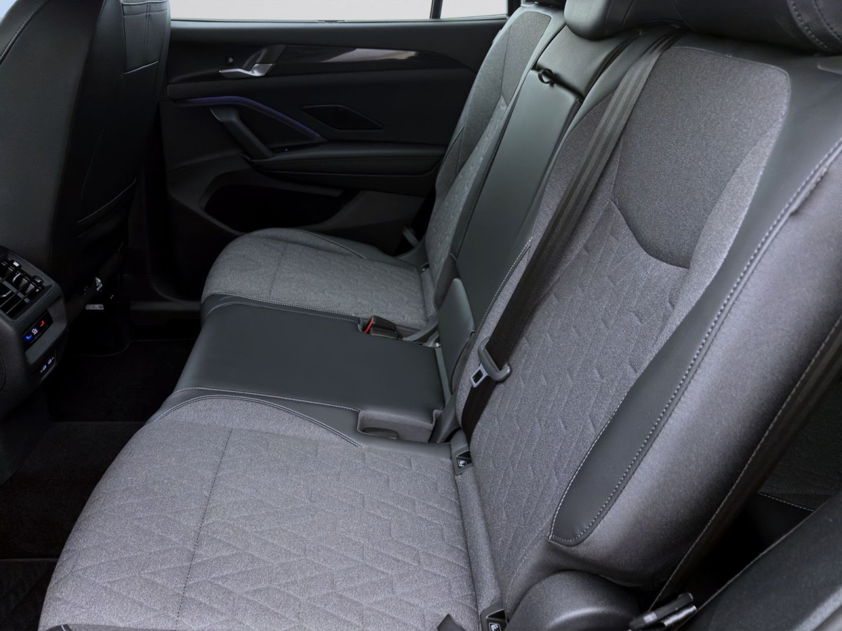 Thumb 15: Volkswagen Tayron 1.5 eTSI DSG LIFE NAVI AHK KAMERA KLIMA