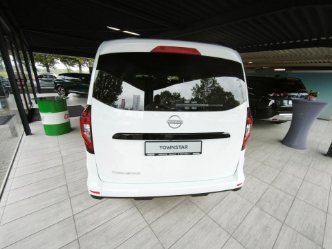 Ansicht 4 - Neuwagen Fahrzeug, Modell Townstar der Marke Nissan von Verkäufer AM Automobile GmbH