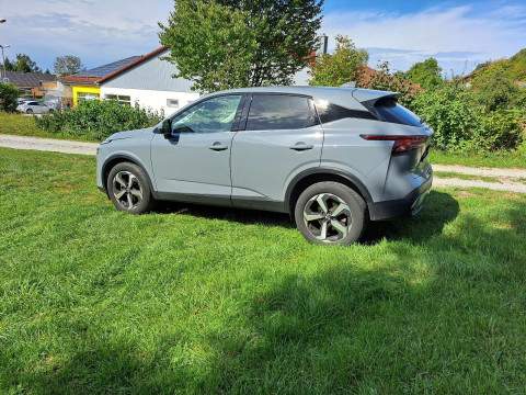 Ansicht 2 - Gebrauchtwagen Fahrzeug, Modell Qashqai der Marke Nissan von Verkäufer Autohaus Roland Stern - Zweigniederlassung der Autohaus MKM Huber GmbH