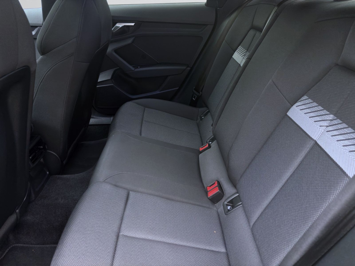 Thumb 15: Audi A3 Limousine 40 TDI Q S LINE PANO NAVI+ SITZHZG PDC