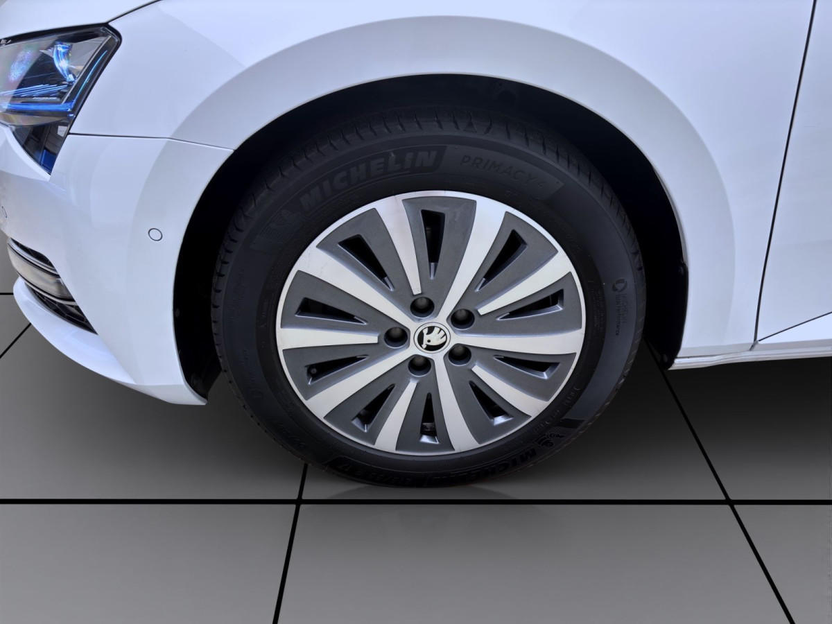 Thumb 8: Škoda Superb Combi 2.0 TDI DSG STYLE AHK NAVI KAMERA SITZHZG