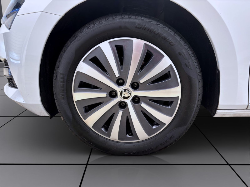 Bild 8: Škoda Superb Combi 2.0 TDI DSG AMBITION AHK NAVI LED KAMERA