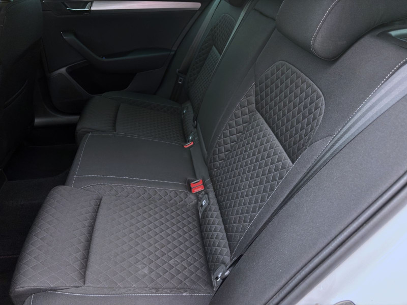 Bild 15: Škoda Superb Combi 2.0 TDI DSG AMBITION AHK NAVI LED KAMERA