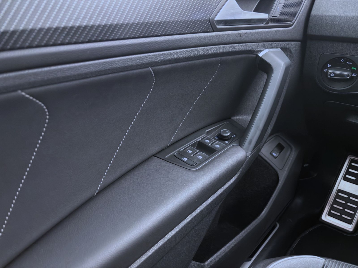 Thumb 10: Volkswagen Tiguan 2.0 TDI DSG R-LINE NAVI MATRIX SITZHZG AHK