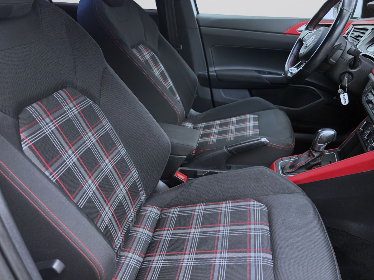 Thumb 16: Volkswagen Polo GTI KAMERA SITZHZG KLIMA PDC LM17