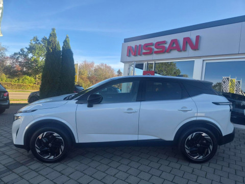 Ansicht 2 - Gebrauchtwagen Fahrzeug, Modell Qashqai der Marke Nissan von Verkäufer Autohaus Helmut Weinmann GmbH & Co. KG
