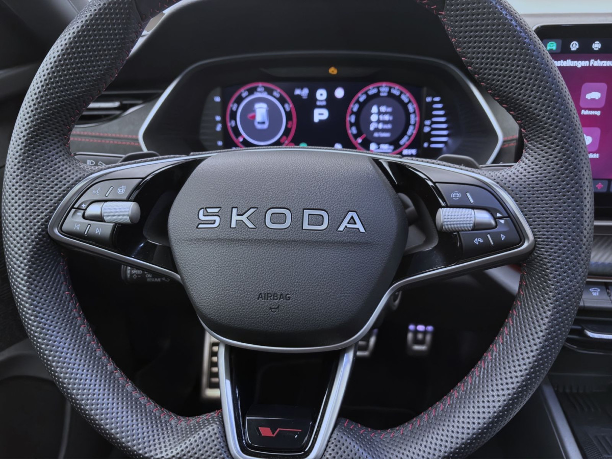 Thumb 11: Škoda Octavia Combi 2.0 TSI DSG RS AHK PANO STANDH 360° DCC