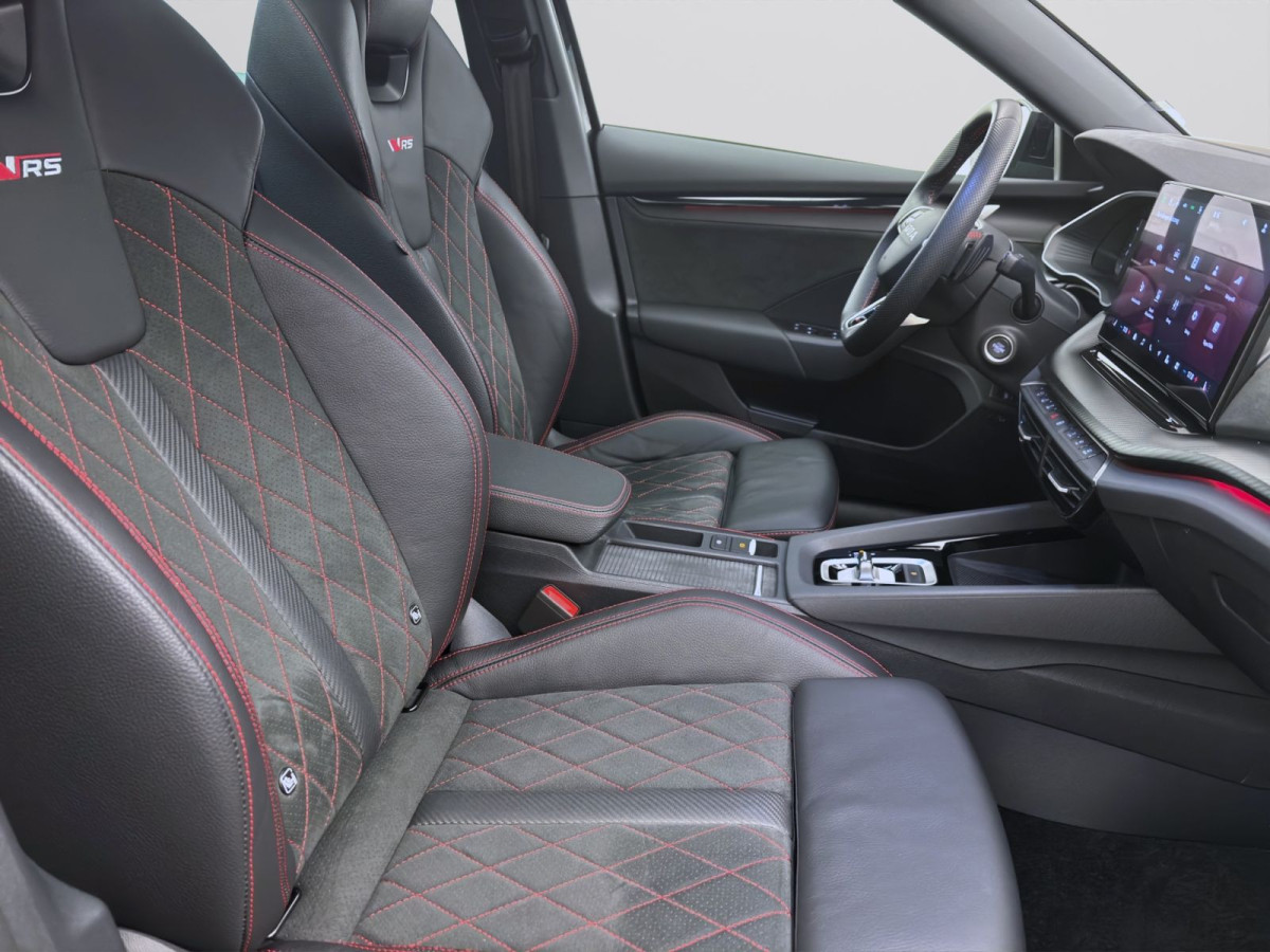 Thumb 15: Škoda Octavia Combi 2.0 TSI DSG RS AHK PANO STANDH 360° DCC
