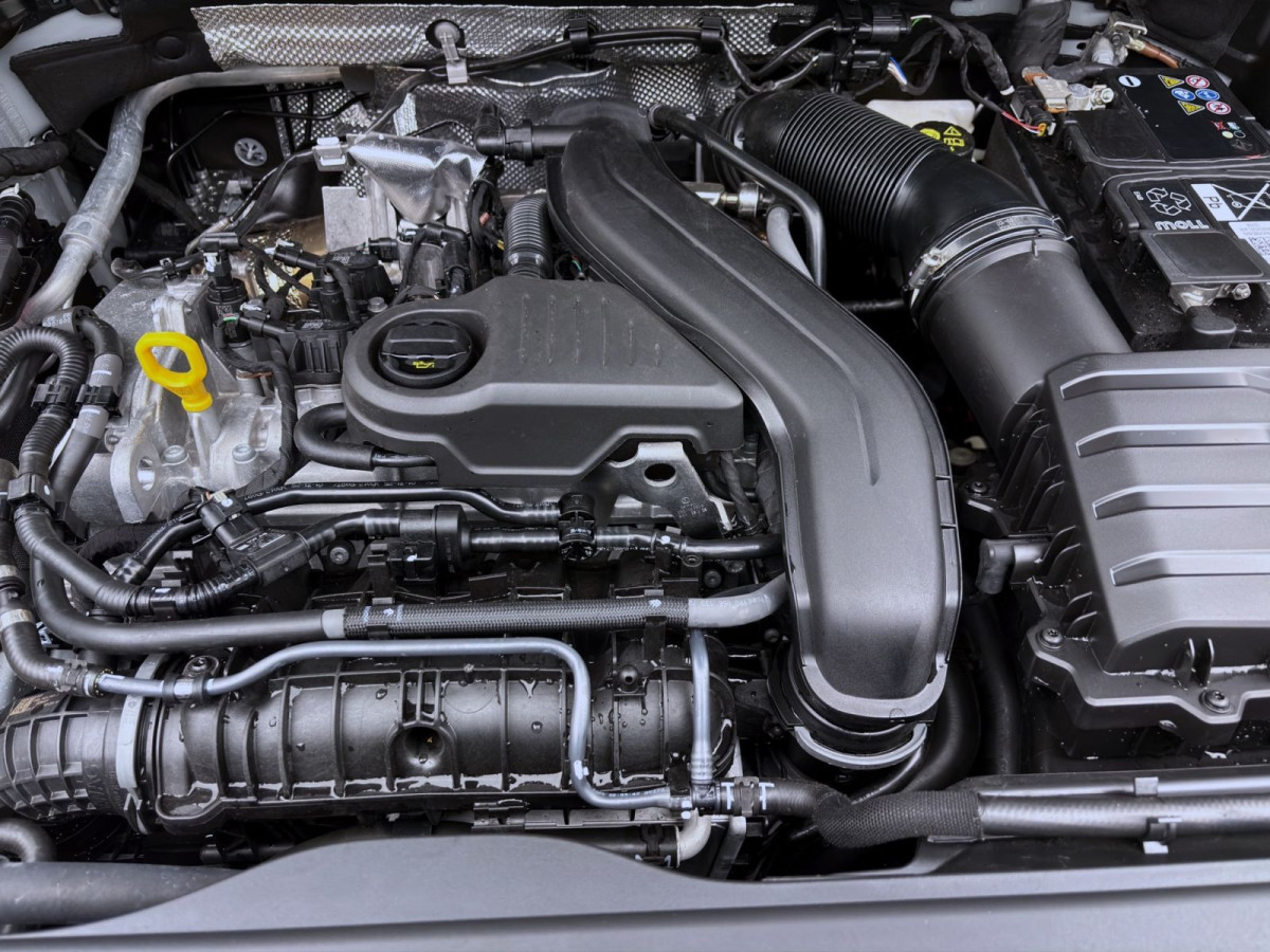 Thumb 18: Audi Q3 35 TFSI ADVANCED AHK NAVI SONOS LED SITZHZG