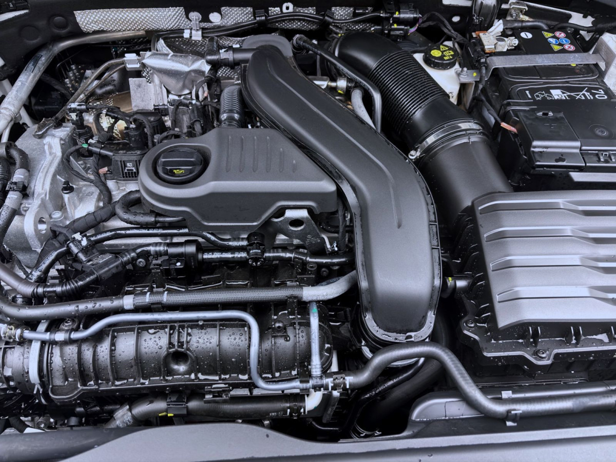 Thumb 18: Audi A3 Sportback TFSI NAVI PANO eKLAPPE AHK LED