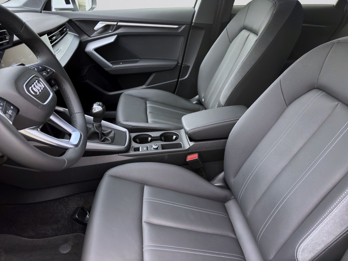 Thumb 9: Audi A3 Sportback TFSI S-LINE KAMERA NAVI AHK MATRIX
