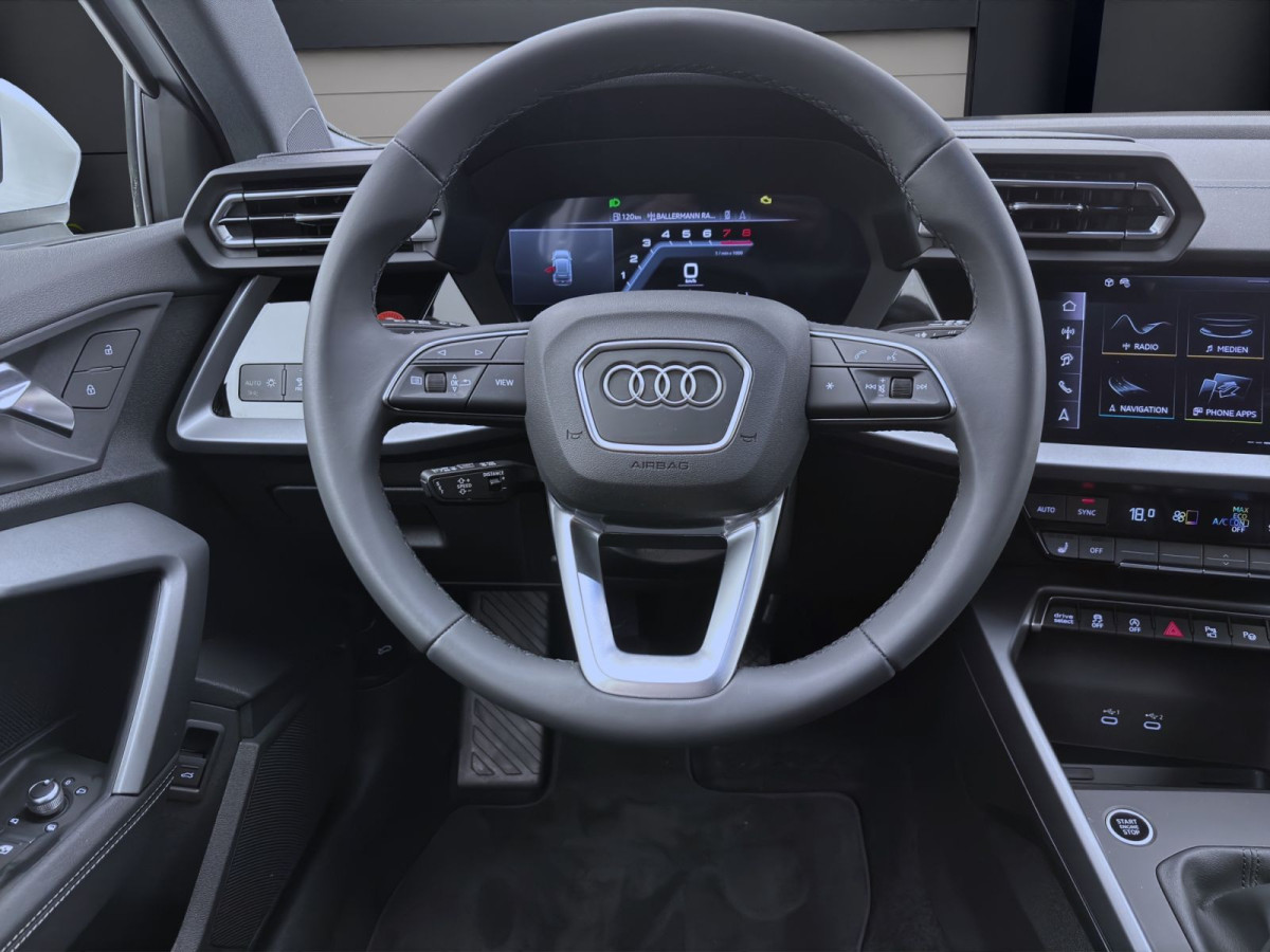 Thumb 11: Audi A3 Sportback TFSI S-LINE KAMERA NAVI AHK MATRIX