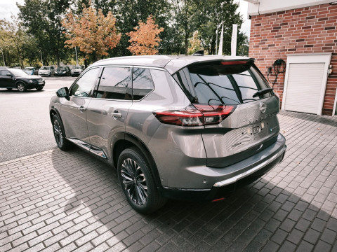 Ansicht 4 - Neuwagen Fahrzeug, Modell X-Trail der Marke Nissan von Verkäufer AM Automobile GmbH