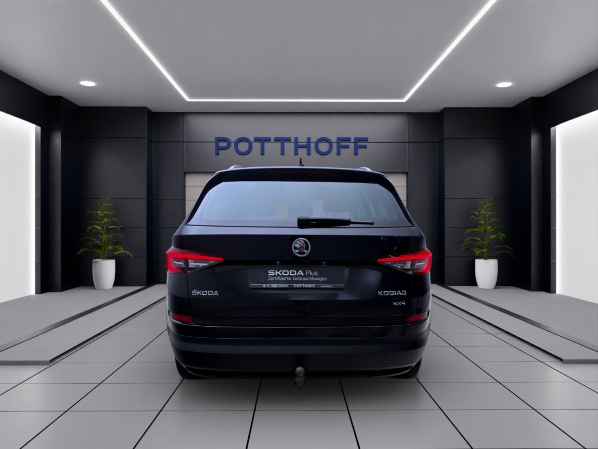 Thumb 2: Škoda Kodiaq 2.0 TDI DSG 4x4 STYLE PANO 360° AHK NAVI