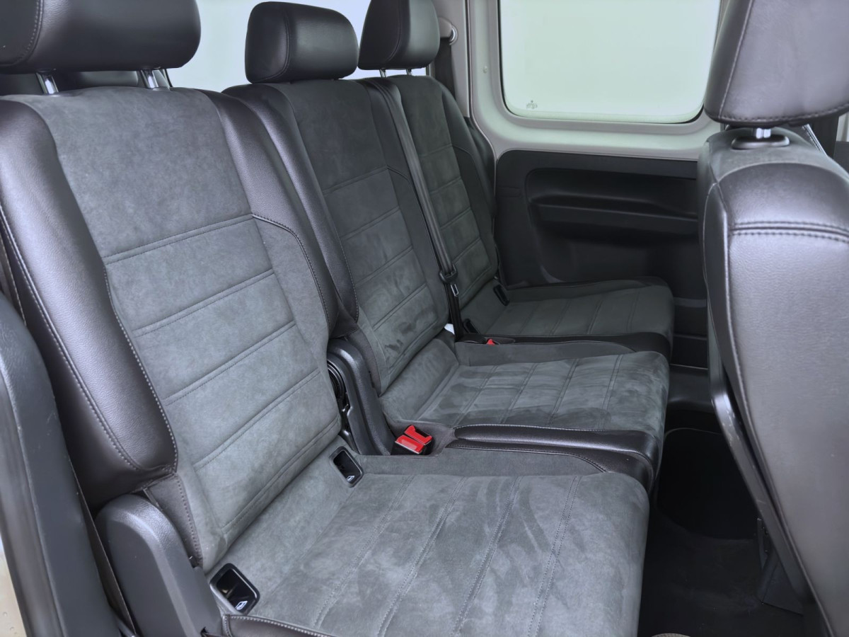 Thumb 17: Volkswagen Caddy Maxi 1.4 TSI DSG HIGHLINE AHK NAVI BI-XENON SITZHZG