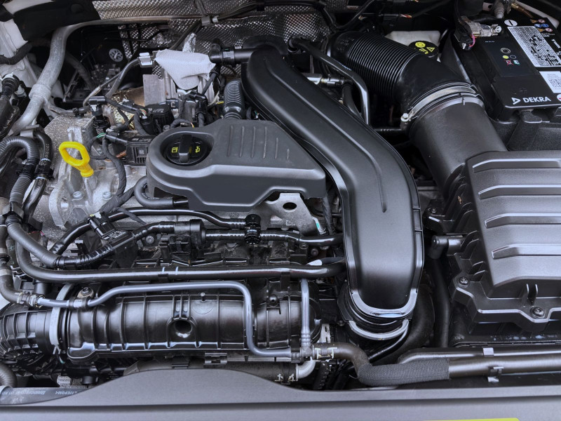 Bild 18: Volkswagen Touran 1.5 TSI DSG ACTIVE NAVI SITZHZG PDC DAB+
