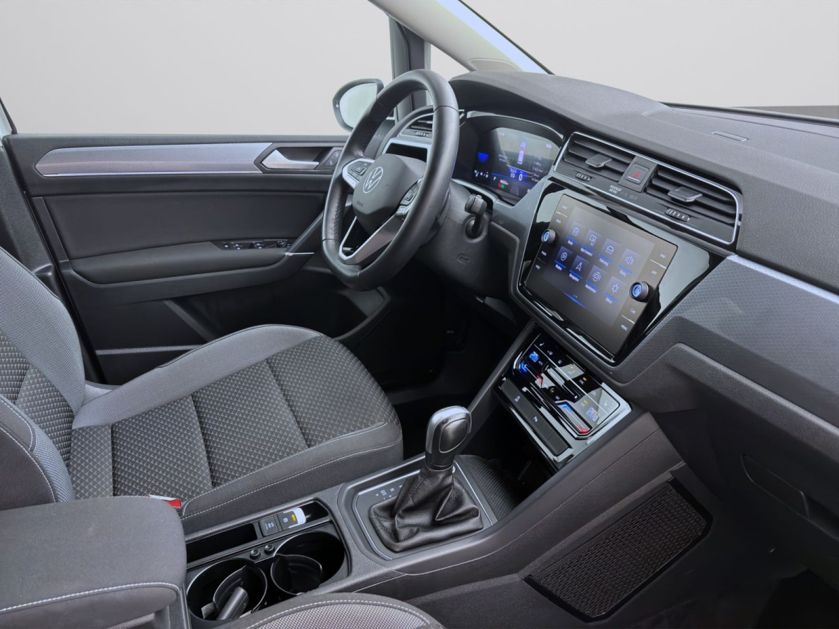 Thumb 17: Volkswagen Touran 1.5 TSI DSG ACTIVE NAVI SITZHZG PDC DAB+