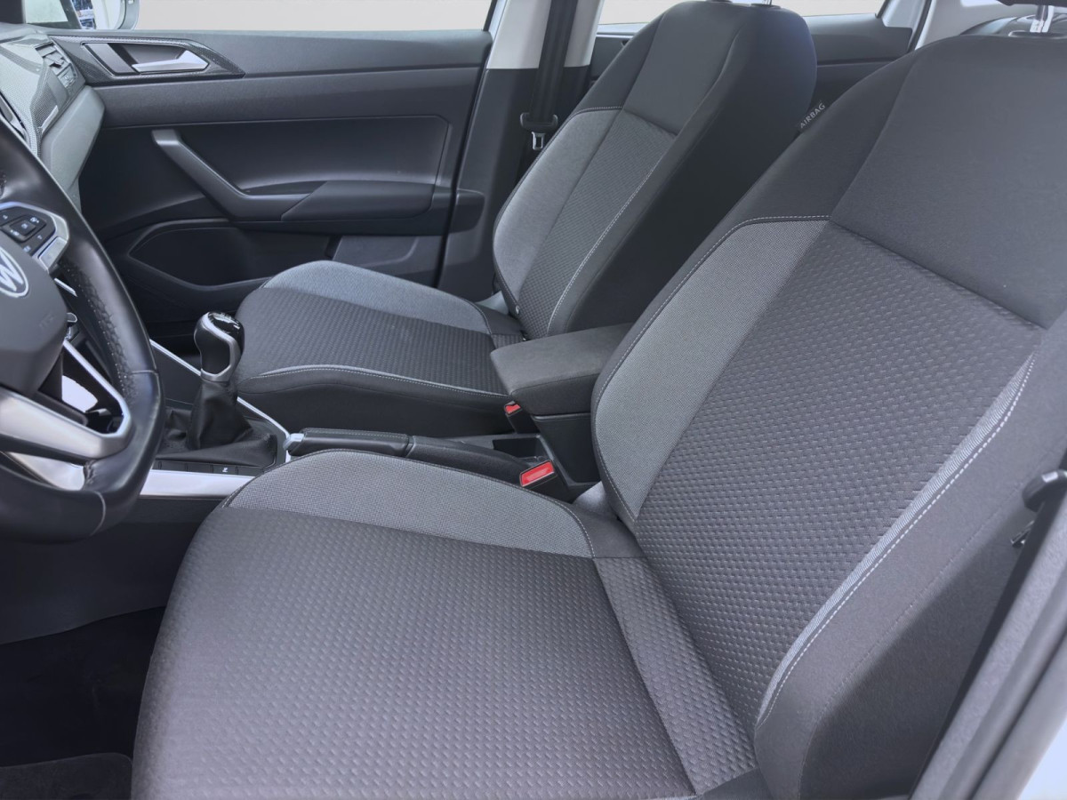 Thumb 9: Volkswagen Taigo 1.0 TSI LIFE SITZHZG PDC LED KLIMA