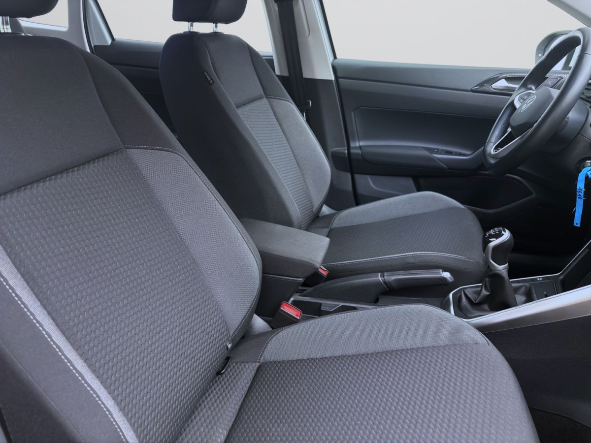 Thumb 16: Volkswagen Taigo 1.0 TSI LIFE SITZHZG PDC LED KLIMA