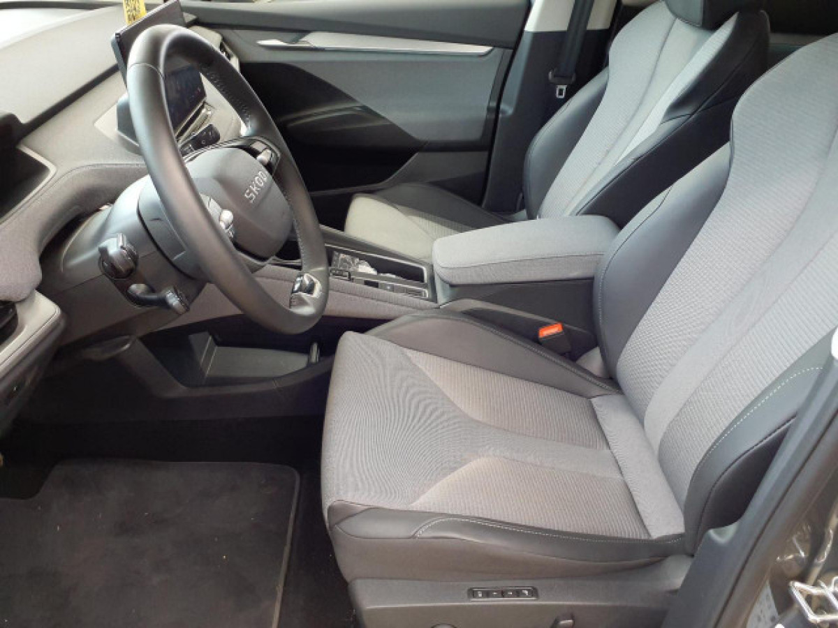 Thumb 3: Škoda Enyaq Coupé 85 LOFT NAVI AHK PANO KAMERA