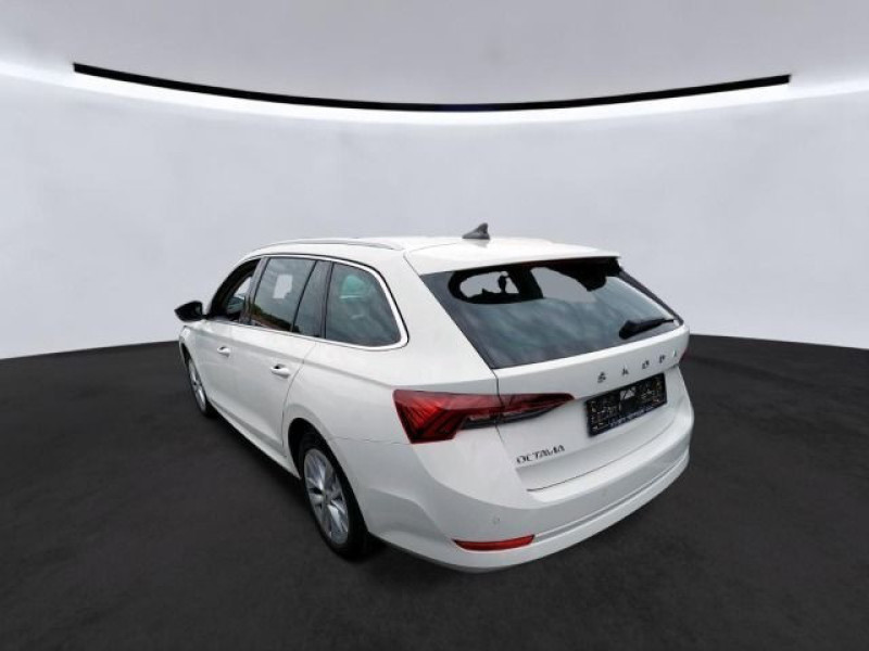 Bild 3: Škoda Octavia Combi 2.0 TDI DSG STYLE NAVI LED PDC SITZHZG