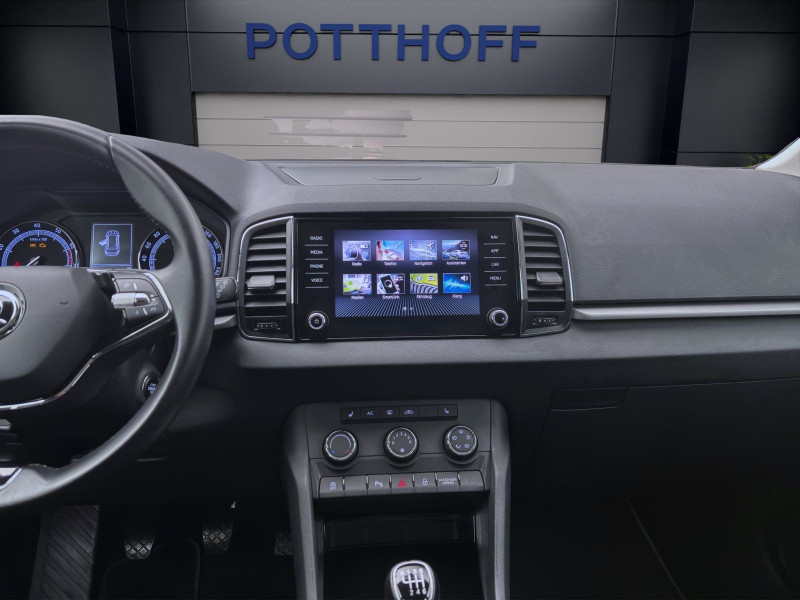 Bild 13: Škoda Karoq 1.0 TSI AMBITION PDC SITZHZG KLIMA
