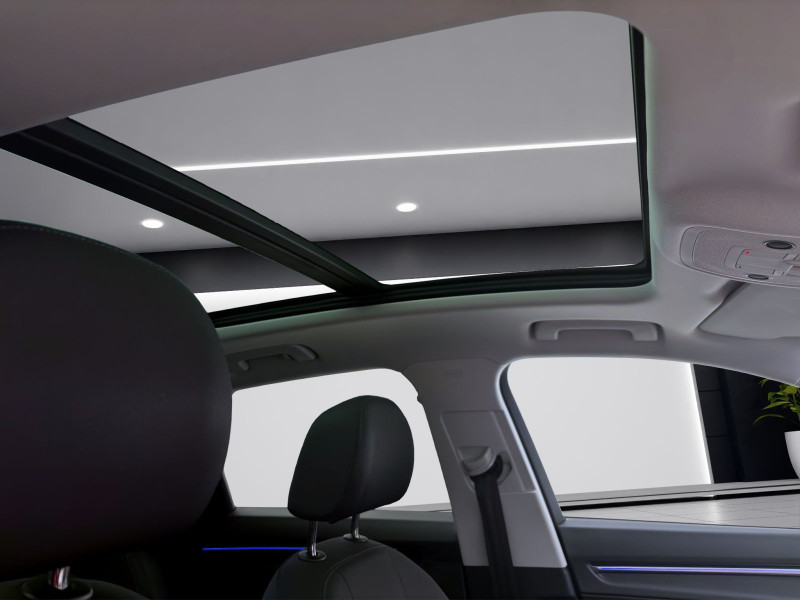 Bild 17: Audi Q3 45 TFSIe S LINE PANO MATRIX NAVI KAMERA