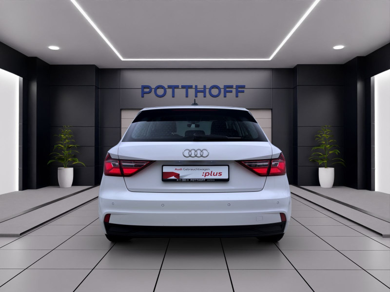 Bild 3: Audi A1 Sportback 25 TFSI SITZHZG PDC KLIMA BLUETOOTH