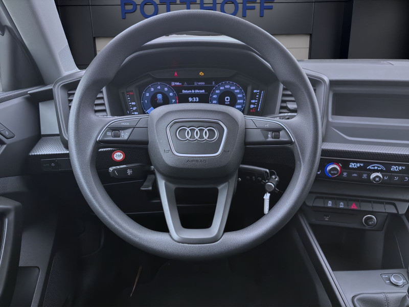 Bild 11: Audi A1 Sportback 25 TFSI SITZHZG PDC KLIMA BLUETOOTH