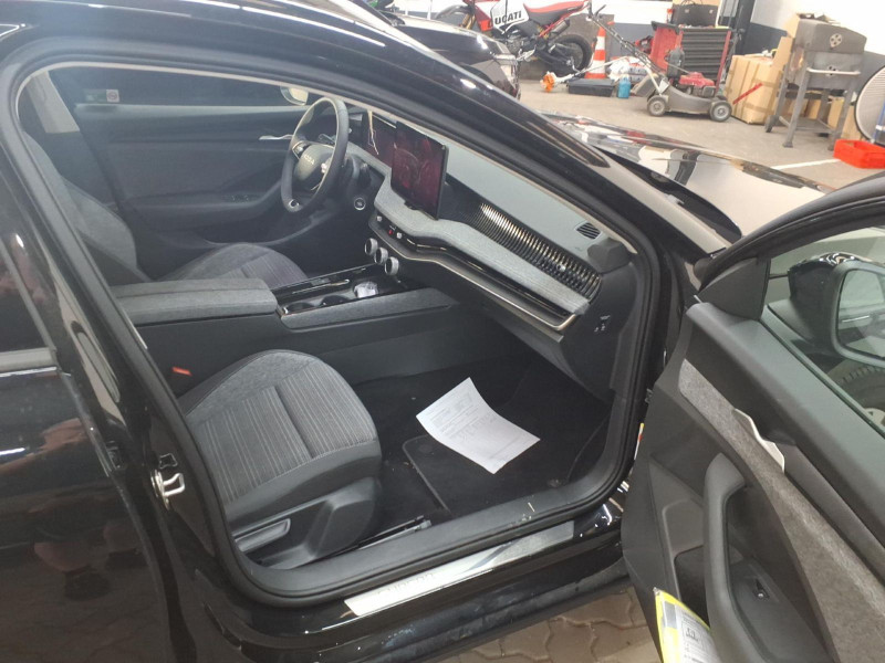 Bild 4: Škoda Superb Combi 2.0 TSI DSG 4x4 SELECTION AHK NAVI KAMERA HuD