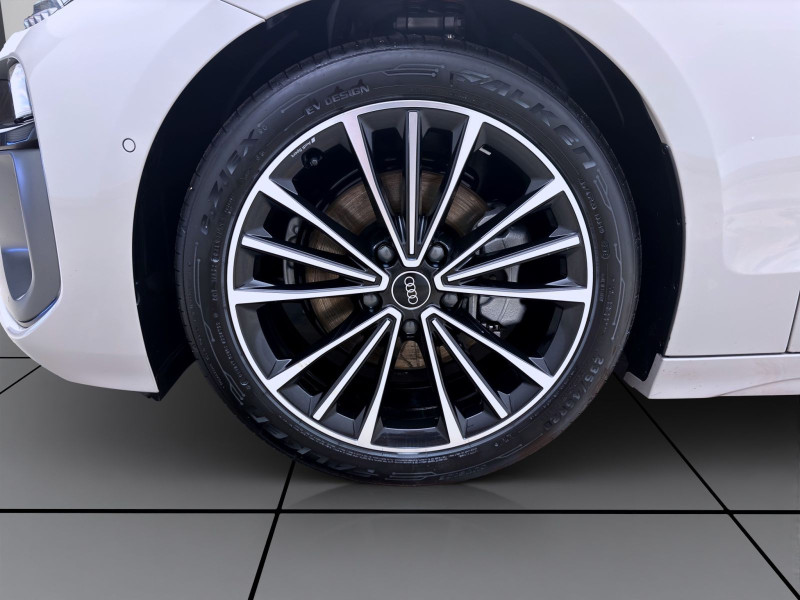 Bild 8: Audi A6 Avant e-tron S LINE AHK 360° VIRTUAL SITZHZG