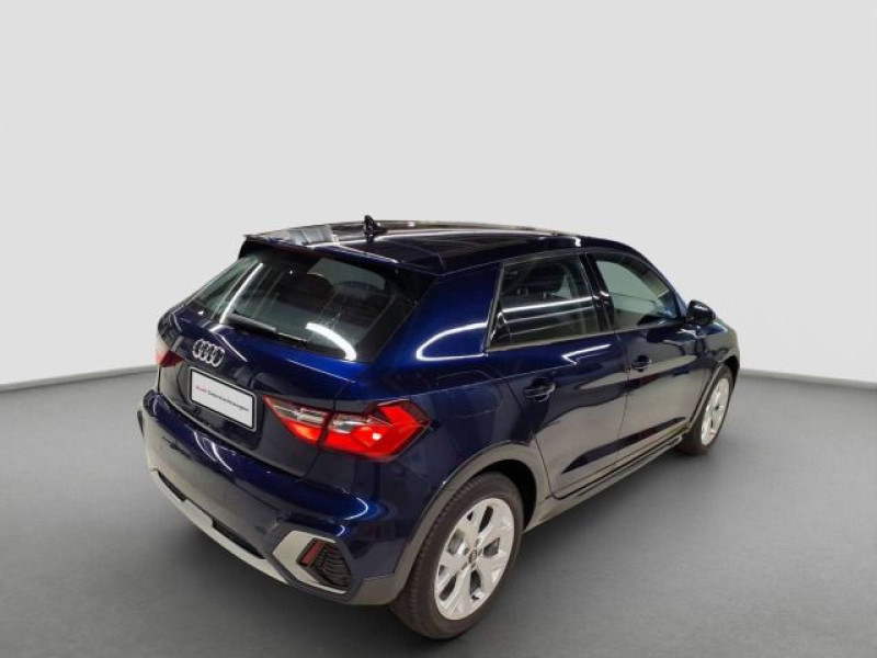 Bild 2: Audi A1 allstreet 30 TFSI SITZHZG KLIMA PDC LM17