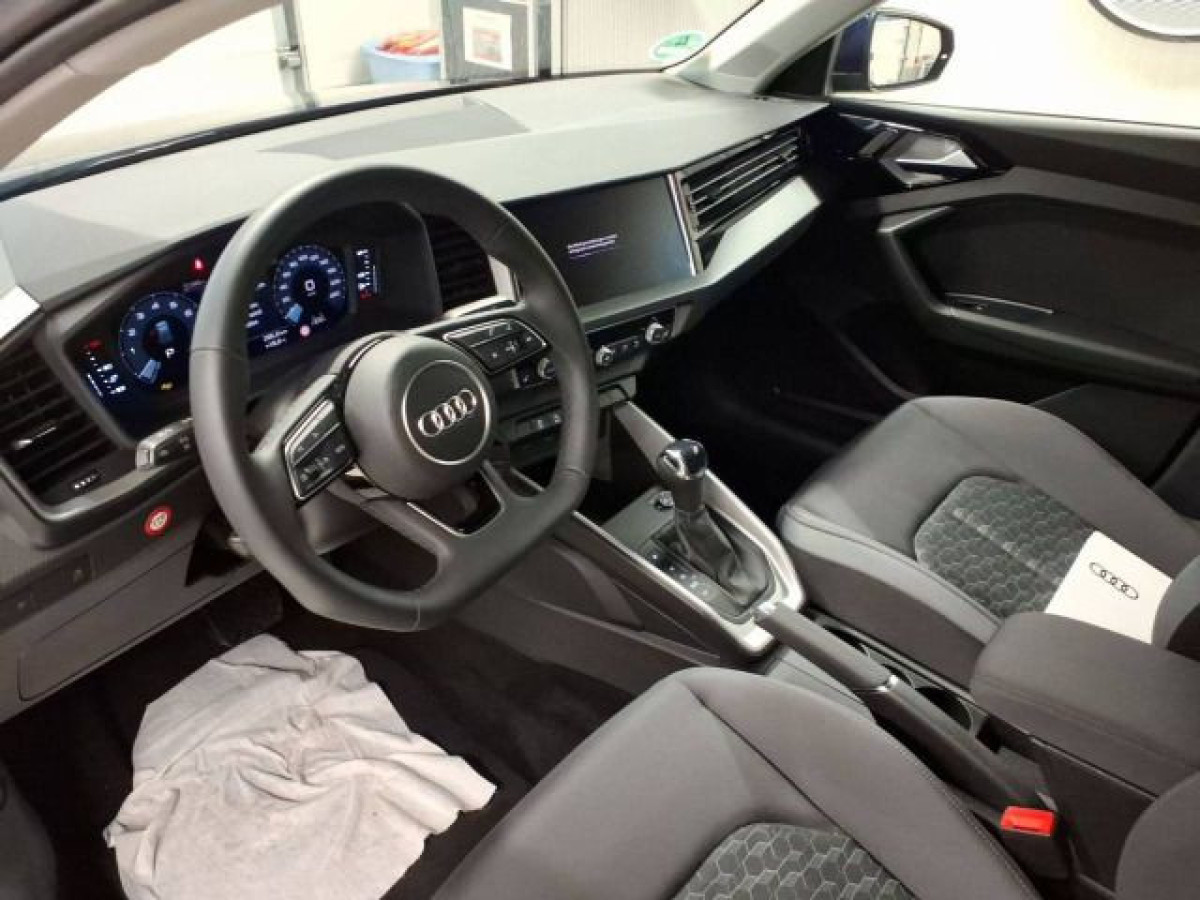 Thumb 3: Audi A1 allstreet 30 TFSI SITZHZG KLIMA PDC LM17