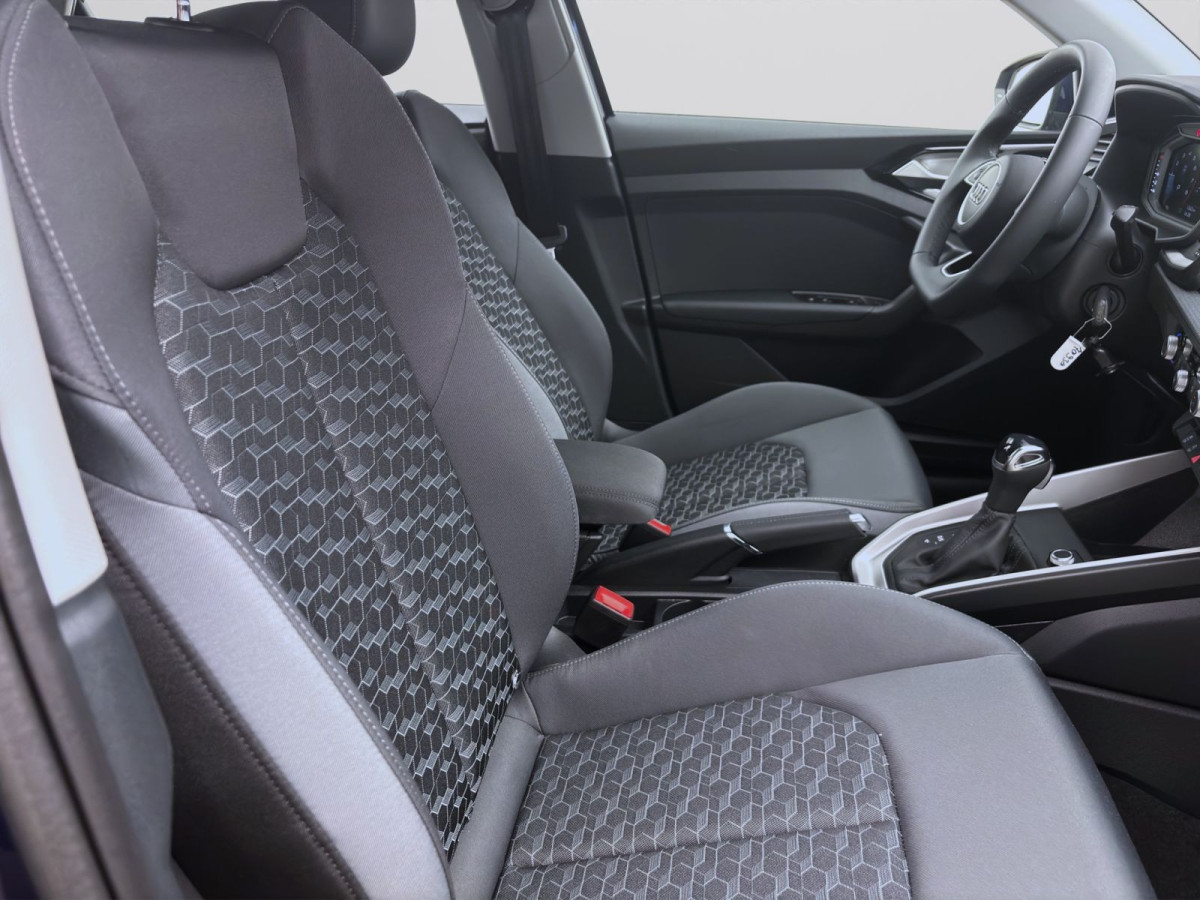 Thumb 16: Audi A1 allstreet 30 TFSI SITZHZG KLIMA PDC LM17
