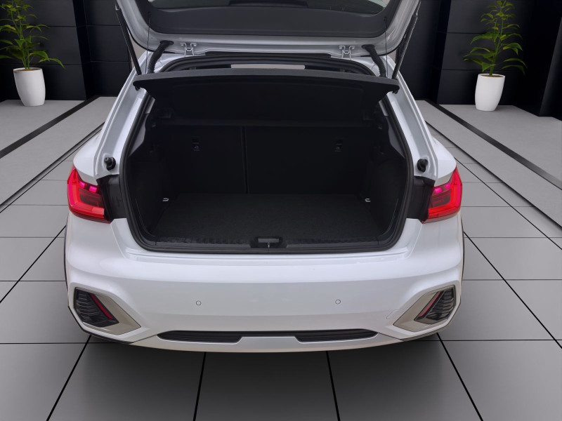 Bild 4: Audi A1 allstreet 35 TFSI NAVI LED SITZHZG VIRTUAL