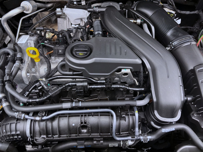 Bild 18: Audi A1 allstreet 35 TFSI NAVI+ SITZHZG LED PDC LM17