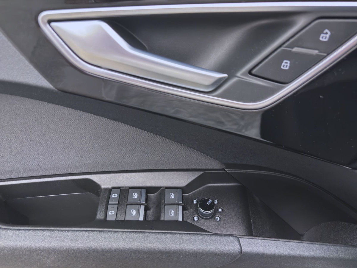 Thumb 10: Audi Q4 e-tron Sportback 45 ADVANCED NAVI+ AHK SITZHZG LM20